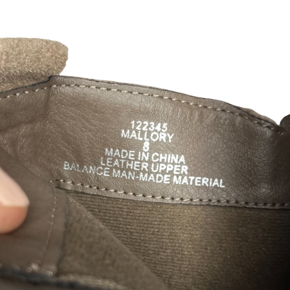 Michael Shannon Suede Mallory Booties Womens Beige Braided Leather Tassel Size 8 - Picture 9 of 10